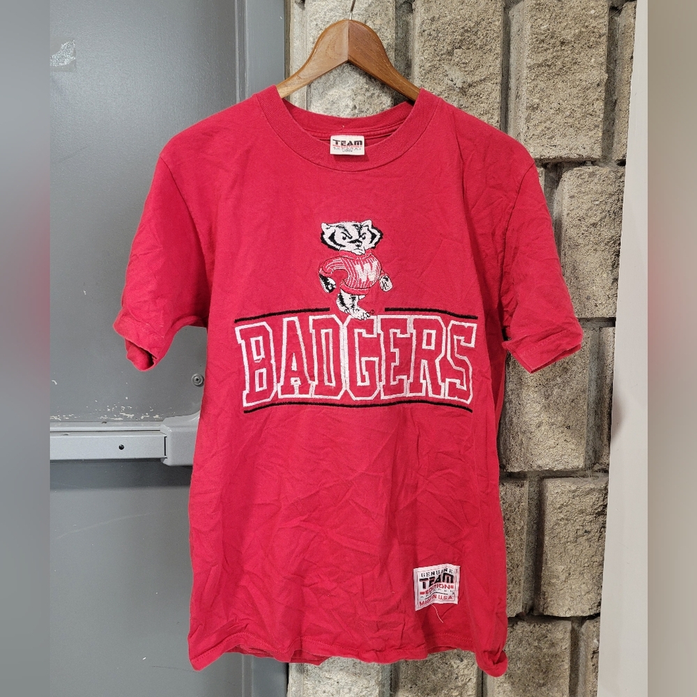 Vintage 80s university of Wisconsin badgers t-shirt tee genuine team Edition men